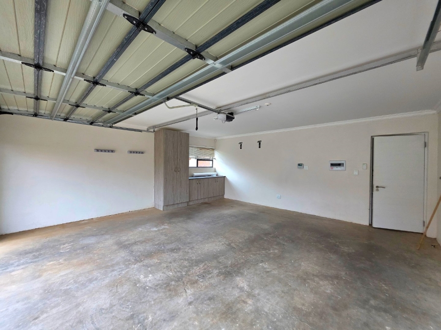 3 Bedroom Property for Sale in Wild Olive Estate Free State